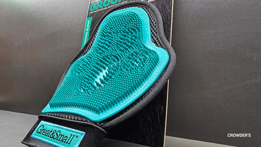 PET GROOMING GLOVE