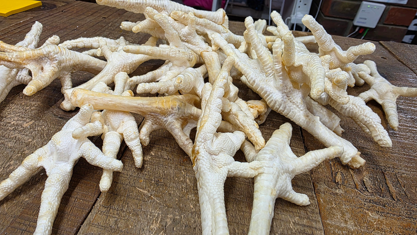 PUFFED CHICKEN FEET